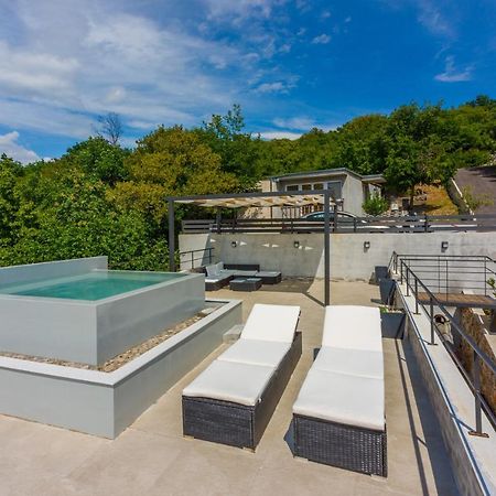 Villa Linda Crikvenica Exteriör bild