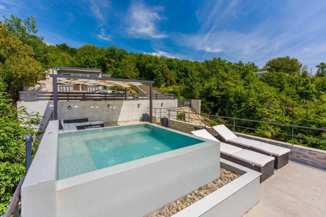 Villa Linda Crikvenica Exteriör bild