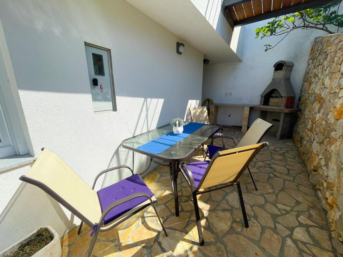 Villa Linda Crikvenica Exteriör bild